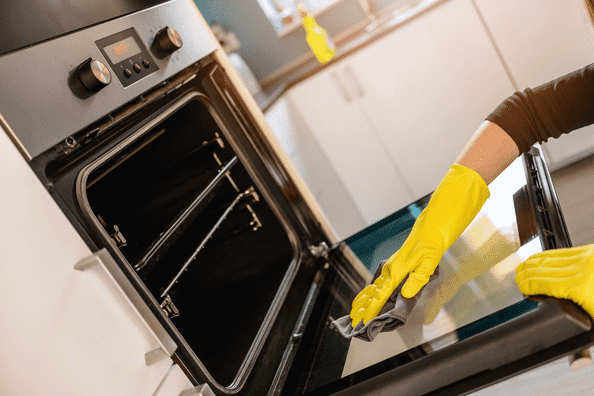 OVEN CLEANING IN MEBLOUNE