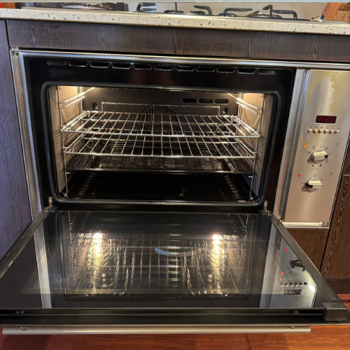 OVEN CLEANER IN MEBLOUNE